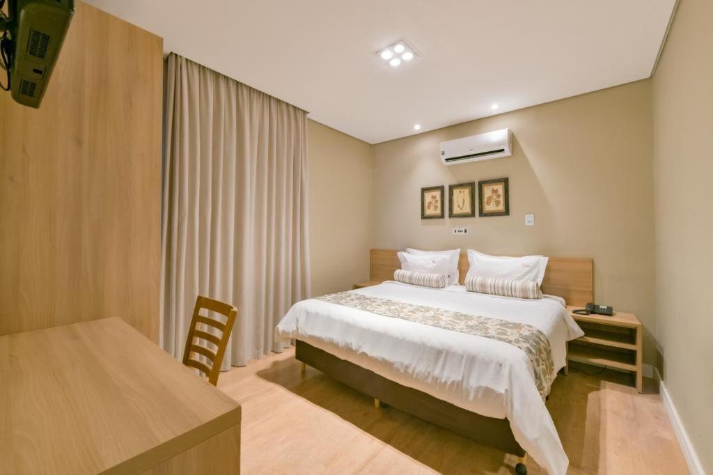 Aracatuba Plaza Hotel Esterno foto
