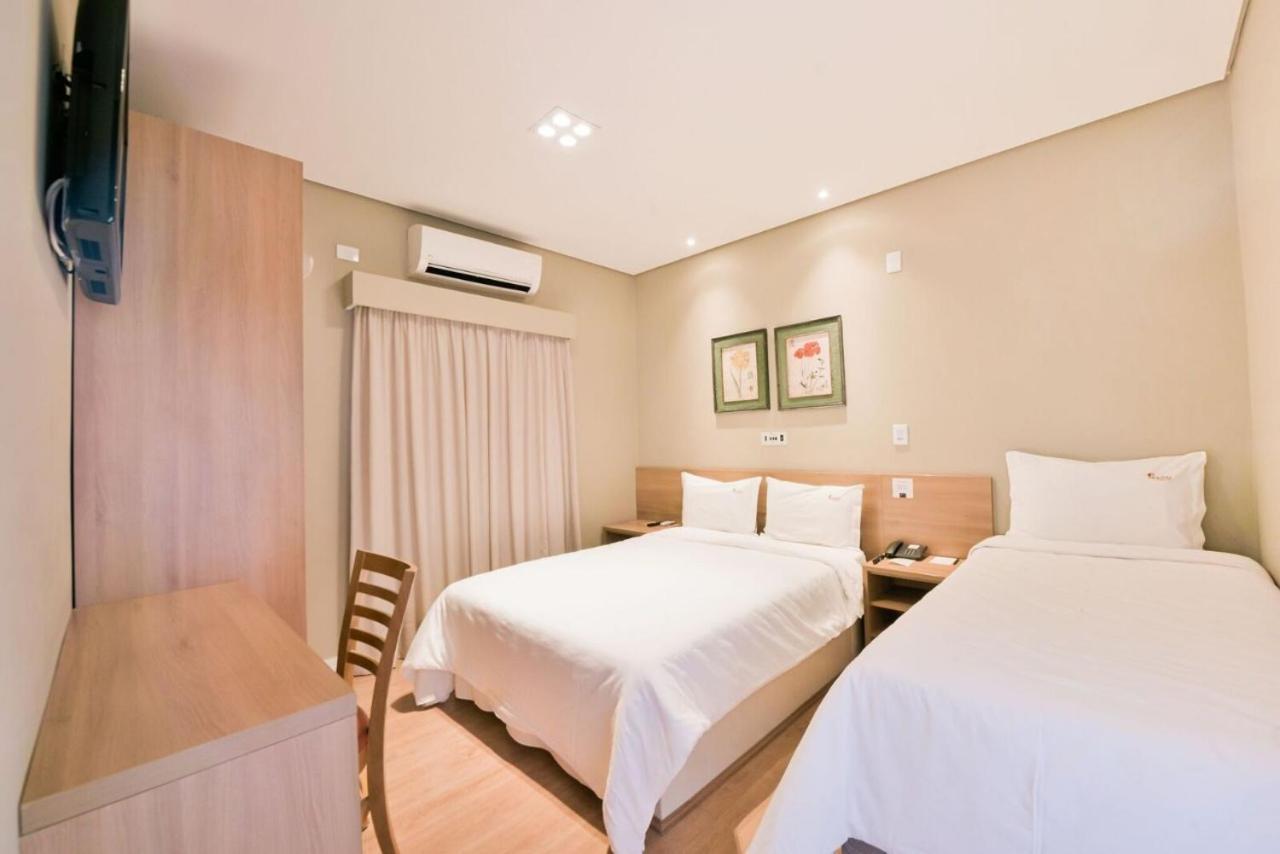 Aracatuba Plaza Hotel Esterno foto